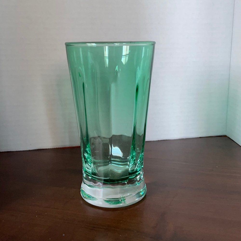 Vase Green Glass Vintage Decorative Home Cottage Floral Decor Wedding Party 5.5”